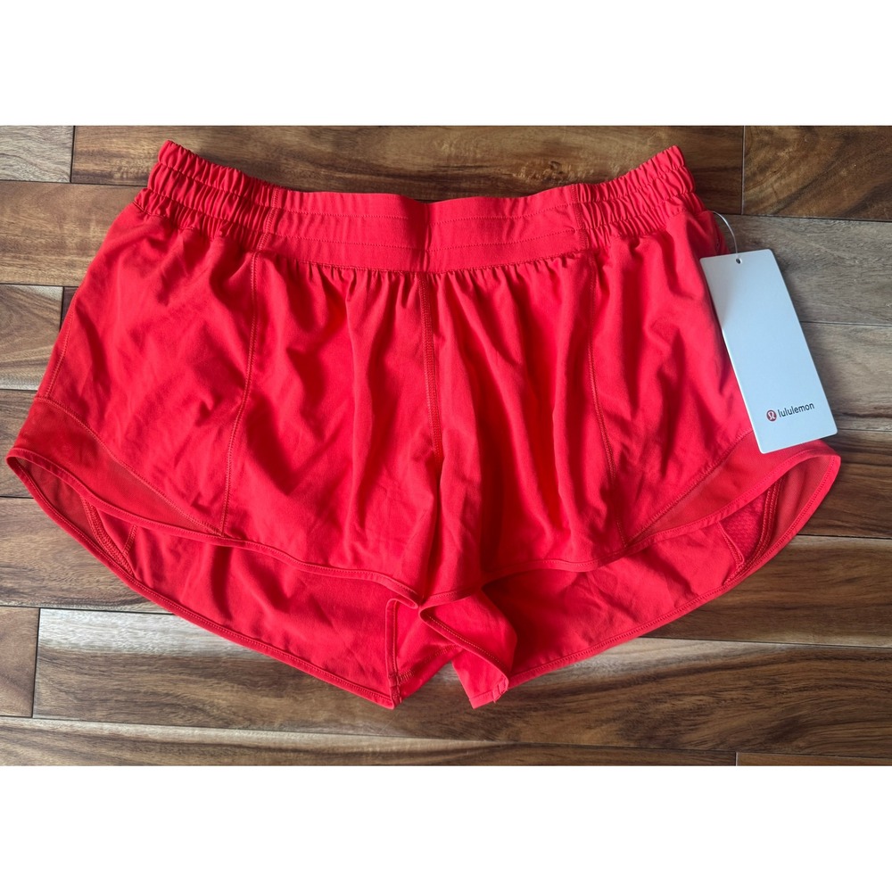 Lululemon NWT Hotty Hot Low-Rise Lined Short 2.5" Color Hot Heat/Red Size 12